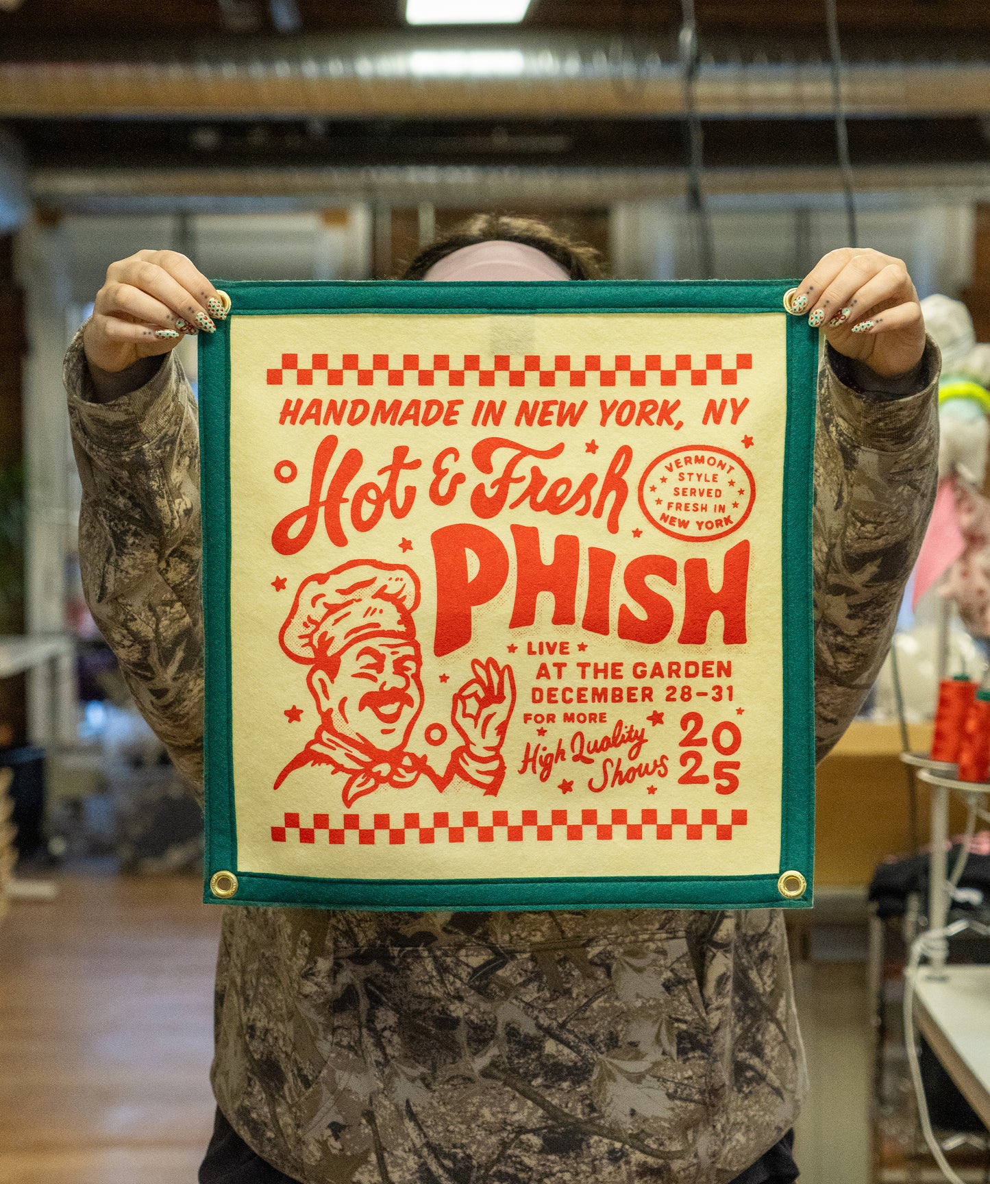 Mama Mia! Oxford Pennant New Years Run 25 Camp Flag